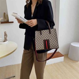 Purse portable women's new texture niche broadband bucket bag large capacity Messenger Tote Bag