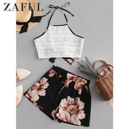 ZAFUL Lace Panel Knotted Back Elephant Floral Print Shorts Set Sleeveless Crop Top Women Halter Vintage Two Pieces Sets T200325