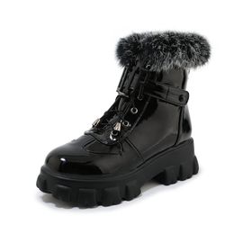 Hot Sale 2020 fashion new arrive pu leather women boots comfortable flat heel black with fur winter ankle boots black white