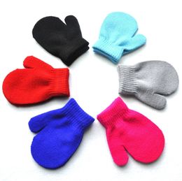 Solid Colour acrylic fibres children's Gloves Winter cold proof link finger gloves student keep warm knitted gloves Party Favour T9I00836