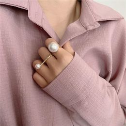 Cluster Rings VSnow Unique Design Oversize Gold Colour Undulation Pearl Ring For Women Fairy Fashion Open Metal Party Jewellery Wholesale