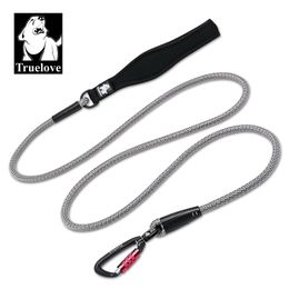 TrueLove Dog Leash Reflective Material Is Woven Into The Round Rope Suitable for large and medium dogs Walking climbing LJ201111