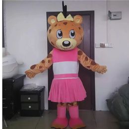 Masquerade Girl Leopard Mascot Costumes Halloween Fancy Party Dress Cartoon Character Carnival Xmas Easter Advertising Birthday Party Costume Outfit