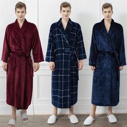 for Men Weight 70-140KG Extra Plus Size Long Thermal Flannel Bathrobe Male Winter Warm Bath Robe Women Plaid Night Dressing Gown 201111