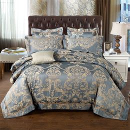 Luxury Jacquard Bedding Set 4/6Pieces Silk Cotton Hollow Duvet Cover Set Pillowcase Bedsheet bed linen Quilt Queen king size T200706