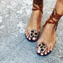 ADISPUTENT 2020 Rom Frauen Sandalen Leopard Print Sommer Schuhe Für Frau Flache Frauen Sandalen Frauen Sommer Schuhe Spitze up1