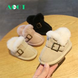 AOGT 2020 Warm Baby Winter Shoes Infant Toddler Cotton Shoes Soft Comfortable Buckle Decoration Plush Ankle Baby Snow Boots LJ201104