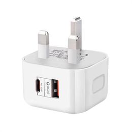 New Arrivals EU US UK QC3.0 Hot Sell Universal USB + PD 20W Wall Charger Portable Mobile Phone Fast Charger for iPhone 13 12 11 Pro Max With Retail Box