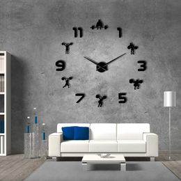 Weightlifting Fitness Room Wall Decor DIY Giant Mute Wall Clock Mirror Effect Powerlifting Frameless Large GYM Wall Clock Watch 201118