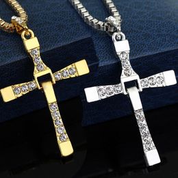 -Ketten Der schnelle und wütende Kreuz Anhänger Halskette Celebrity Dominic Toretto Kristall Halsketten Schmuck für Männer Geschenke