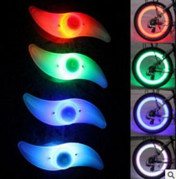 Bisiklet Tekerlekler Spokes Lambası LED Bisiklet Işık Bisiklet Aksesuarları LED Tekerlek Işık Soğuk Velo Bisiklet Güvenli Tekerlek Işıkları Konuştu