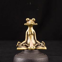 Copper Meditating Frog Ornaments Vintage Brass Sit in Meditation Frog Statue Bronze Tea Pet Figurines Incense Holder ZC3371