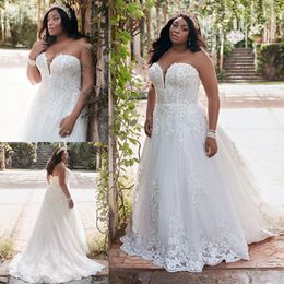Hot Sale Plus Size Lace Wedding Dresses Sheer Plunging Neck A Line Appliqued Bridal Gowns Sweep Train Tulle robe de mariée
