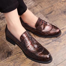 Patent Leather Men's Office Shoes Slip-on Simple Basic Party Wedding Formal Shoes Gentleman Oxford Pointy Fashion Shoes