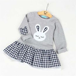 High Quality Spring Baby Girl Clothes Dress Long Sleeve Cartoon Embroiderie Bunny Princess 3 Designs 40 220106