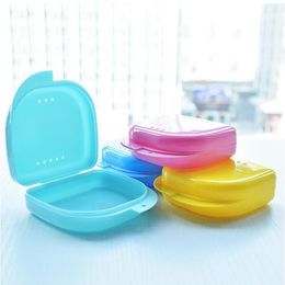 Mouth Guard Case Dental Orthodontic Retainer Box Case Plastic Denture Tray Box Teeth Container Denture Box ZYY175