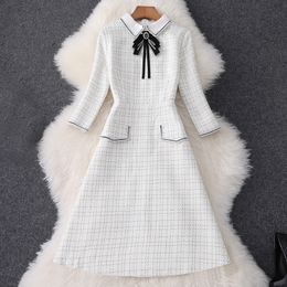2022 Fall Slave Long Slave Tweed Dress Rould Roult Knee Knee Alliengante preto V decote de malha curto vestidos casuais de peito ￺nico 314221973103