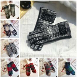 Girls Winter Gloves Plaid Wool Touch Screen Mittens Women Plus Velvet Thickening Five Fingers Gloves Outdoor Ski Warm Gift LJJP827