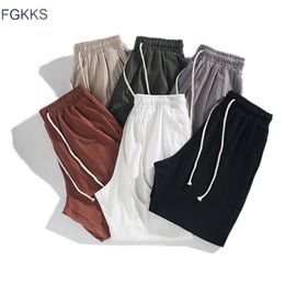 FGKKS New Men Solid Colour Harem Pants Fashion Brand Male Harajuku Style Sweatpants Men's Cotton Comfortable Casual Pants 201114