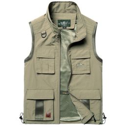 Men's Vest Multi-pocket Loose Photographer Reporter Vests Casual Mens Jacket Sleeveless Vest Khaki Thin Waistcoat 5XL