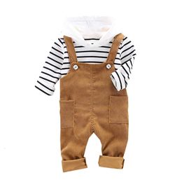 Spring Autumn Baby Boys Girls Clothes Infant Cotton Striped T Shirt Bib Pants 2pcs/sets Kids Garment Children Casual Sport Suit 201031