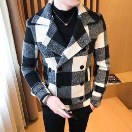 Men's autumn winter new Korean version trendy lattice thicker Double Breasted woolen coat short paragraph Slim black coat men LJ201110