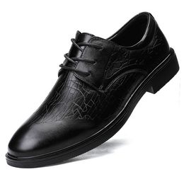 mens formal shoes business Stylish comfortable lace up Gentleman's formal shoes men Formal Dress Wedding Shoes For Man o4
