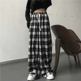 HOUZHOU Harajuku Oversize Plaid Pant Korean Fashion Black White Checked Trousers For Female Fall Wide Leg Sweatpants 220226