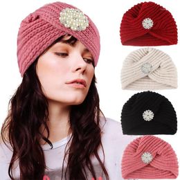 Beanie/Skull Caps Winter Warmer Windproof Wool Knitted Hat For Women Girls Artificial Pearl Decoration Casual Fashion Exquisite Elegant Year