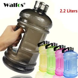 WALFOS 2.2L Big Large Capacity Water Bottles Outdoor Sports Fitness Training Camping Running Workout Water Bottle Drinkware 201221