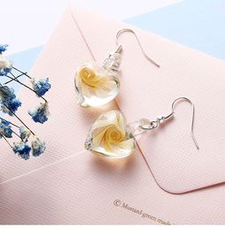 Inspired Fashion Spiral Inner Flowered Glass Love Dangle Earrings Coloured Glaze Pendant Earring for Girl Lady