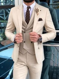 Hot Selling Groomsmen Peak Lapel Groom Tuxedos Two Buttons Men Suits Wedding/Prom/Dinner Best Man Blazer ( Jacket+Pants+Tie+Vest ) K901