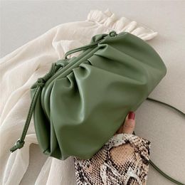 Luxury Designer New Cloud Shape Women Day Clutch Pleated Dumpling Shoulder Messenger Bag Small Cute Lady Crossbody Handbag Q1116