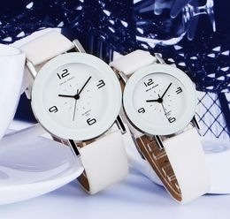 Cute Lover Watches Couple Leisure Watch Luxury Ladies Men Quartz Wristwatch New Fashion Leather Strap Clock Christmas Gift