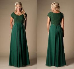 Vintage Dark Green Mother Of The Bride Dresses Cap Sleeves Lace Chiffon Modest Cheap Wedding Party Dress Formal Evening Gowns