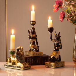 Ancient Egyptian Candle Holders Desktop Gold Candlestick Figurine Craft Home Decoration Dog God Anubis Sphinx Goddess Gifts LJ201018