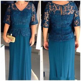2018 Plus Size Turquoise Mother of the Bride Dress V Neck Half Sleeves Lace Chiffon Peplum Floor Length Wedding Guest Prom Evening Gowns