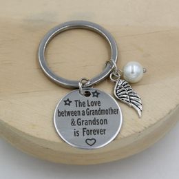 Wholesale Fashion Stainless Steel Jewellery Grandma Gift from Grandson Granddaughter Grandmother Grandson Keychain Birthday Gifts