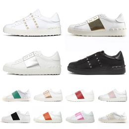 Women Mens Dress Shoes White Black Leather Casual Fashion Letters Flat Sneakers Rivet Studs Low Top Sports Men Casual Comfort Sneaker Leisure Authentic