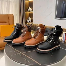 High quality autumn and winter womens Martin boots wool lining insole flat bottom travel lace up sneakers luxury designer non slip letter