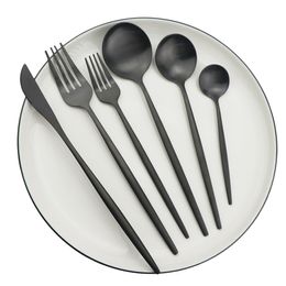 36Pcs Black Matte Flatware Cutlery Set 304 Stainless Steel Dinnerware Set Dessert Fork Spoon Silverware Set Kitchen Tableware 201116