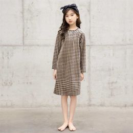 2 To 14 Years Girls Velvet Midi Dress Kids Straight Autumn and WinterTeenager Baby Children Clothes Brown, #6473 220106