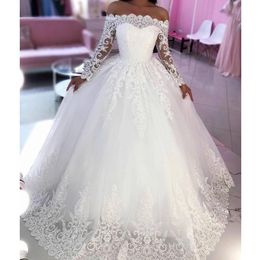 Latest Arrival White Plus Size Ball Gown Gothic Wedding Dresses Off-Shoulder Lace Beaded Backless Vintage Bridal