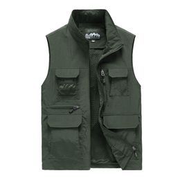 Summer Mesh Multi Pocket Vest Men Plus Size 7XL Male Casual Sleeveless Jacket with Pockets Fishing Hiking Photography Waistcoat 201216