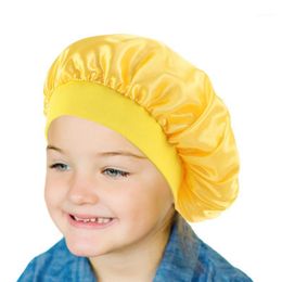 -50 teile / los Großhandel Kundenspezifische Kinder Satin-Motorhaube Kinder Seidige Schlafkappe Feste Farbe Turban Chemo Hat1