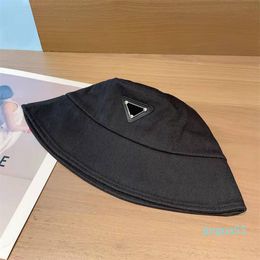 Luxury Designer bucket cap fashion hat fisherman hat classic style designed for men and women 4 Colours