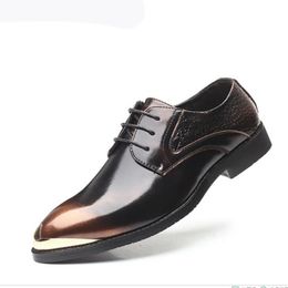 Fashion New Men Wedding Business Dress Shoes British Style Metal Pointed Men's Party Oxford Shoes plus-size Men's Office flats