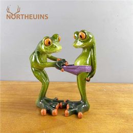 NORTHEUINS Resin Leggy Couple Frog Figurine Modern Creative Wedding Animal Statue for Interior Home Desktop Decor Accessories 220115