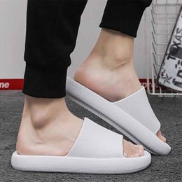 Man Slippers Beach Thick Sole Soft Couple Bathroom Non-Slip Fashion Light Indoor Man Sandals Bread Trampled To Death Shoes