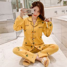 2020 Autumn Pregnant Women Nusing Sets Print Maternity Breastfeeding Pajamas Winter Pregnancy Nightwear Suits Maternal Clothes LJ201114